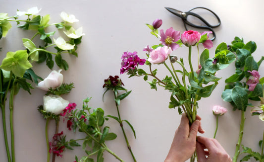 Hand-Tied Bouquet Workshops 🌸🌷🌻